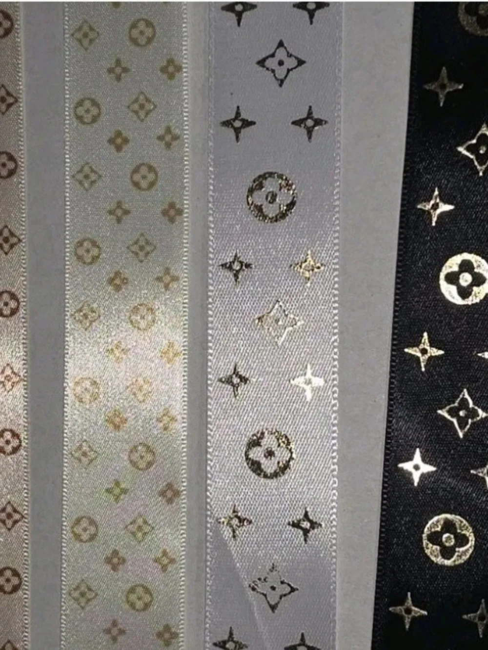 N/A set satin